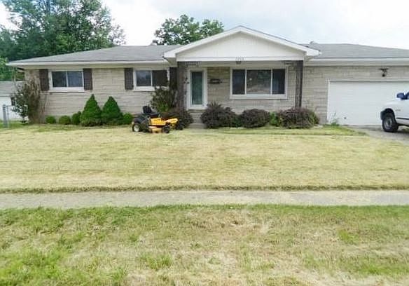 1st image of 3208 Rockaway Dr