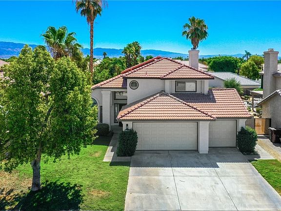 4th image of 44770 Seeley Dr