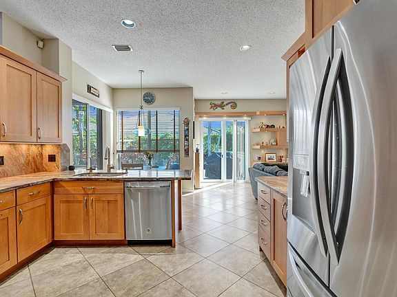 5th image of 4952 NW 110th Terrace