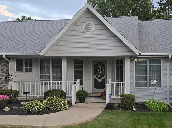 923 W Chapel Pike, Marion, IN 46952