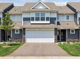1062 Jubert Dr #1, Hamel, MN 55340