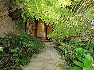 1681 Stone Canyon Rd — Photo 8