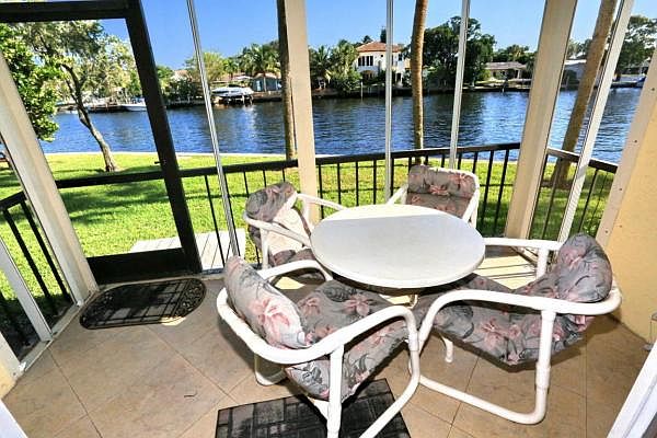 Home For Sale In Boca Bayou