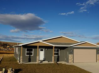 38 Harmony St, Buffalo, WY 82834
