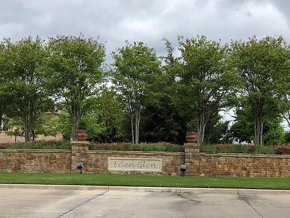 4th image of 5200 Glen Meadow Dr