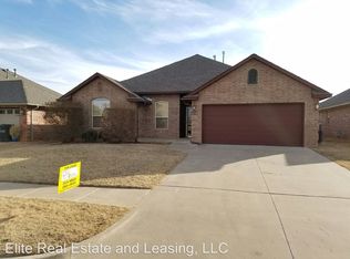 1716 SW 31st St, Moore, OK 73160