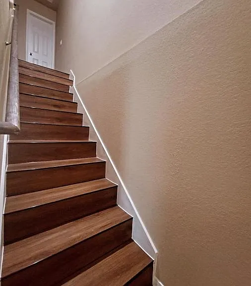 512 Raymond St #B — Photo 14