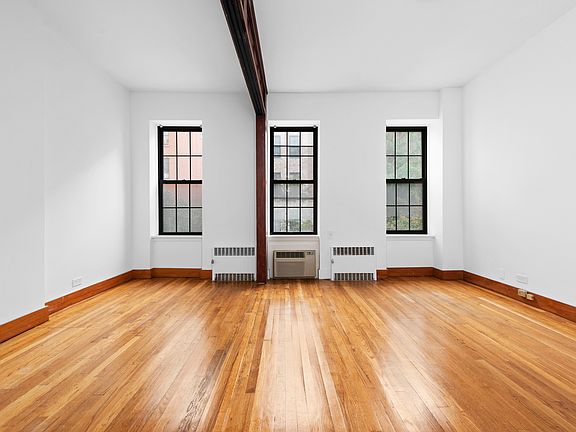 3rd image of 318 E 53rd St #3
