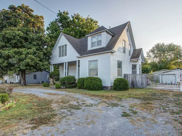 320 N Oak Ave, Tahlequah, OK 74464
