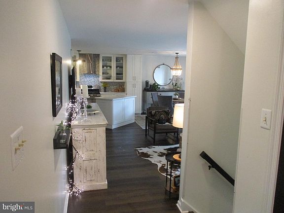 5th image of 1412 Braken Ave #103