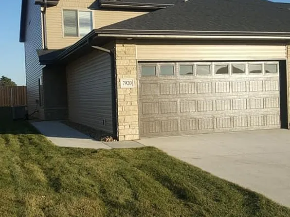 7920 S 39th St, Lincoln, NE 68516