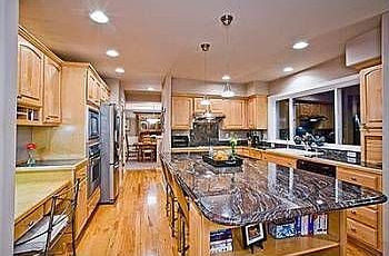 1st image of 5333 Orca Dr NE