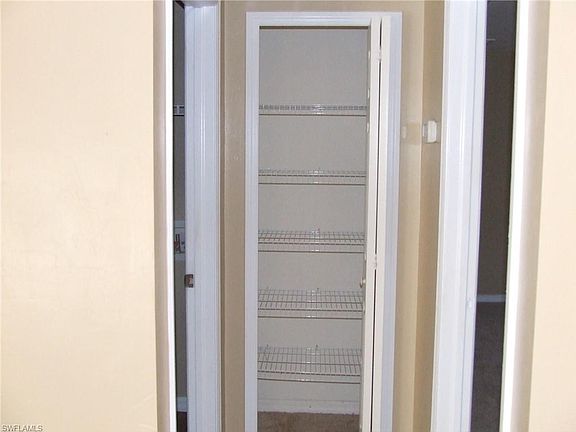 5th image of 746 Crystal Ave S