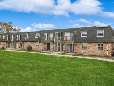 8480 W 103rd Ter #301, Palos Hills, IL, 60465