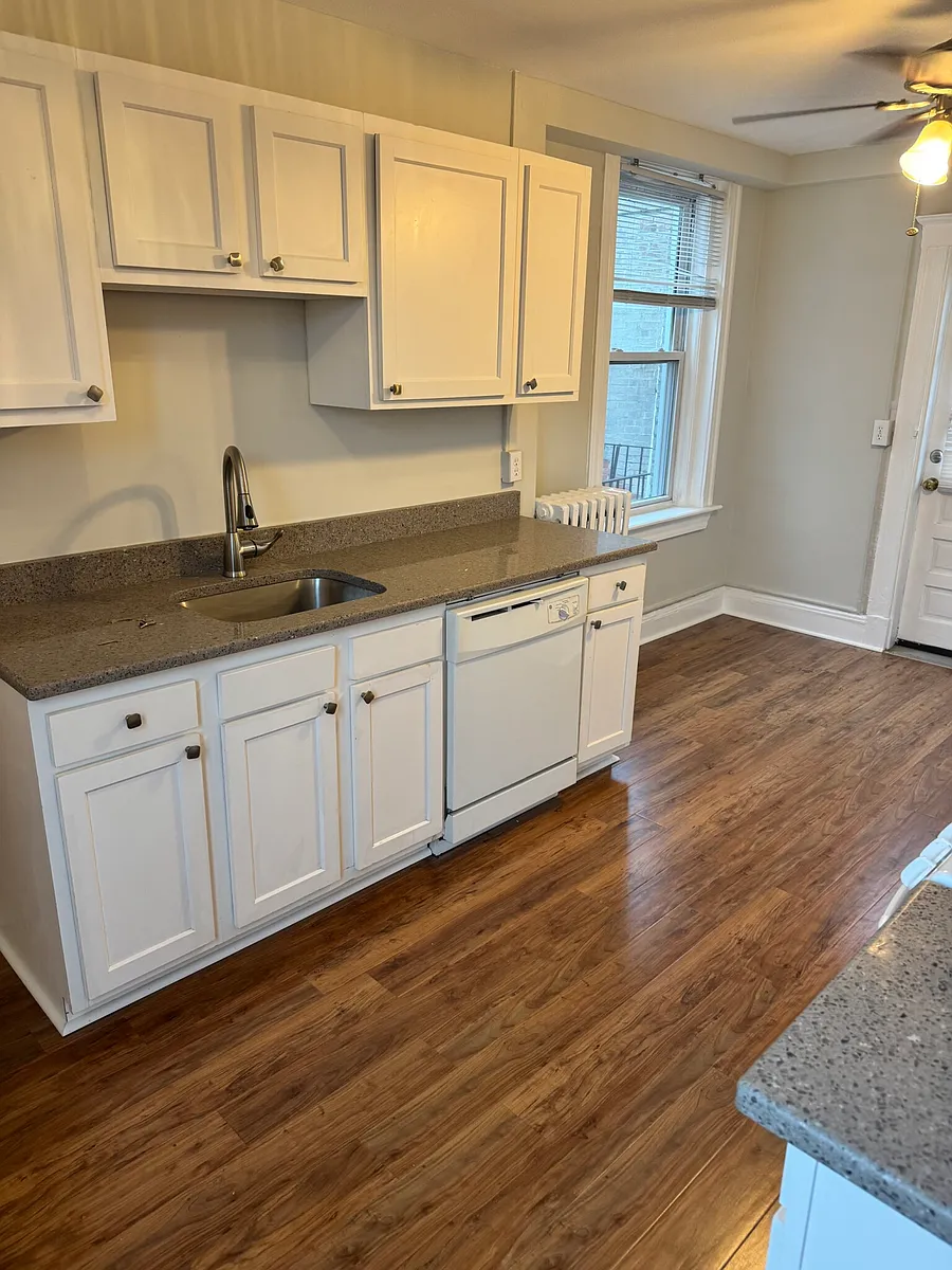 Building Photo - 224 Hanover St #20E