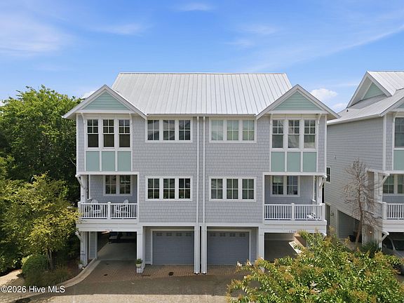 2nd image of 1718 Tearthumb Court