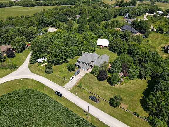 2nd image of 2949 170th St