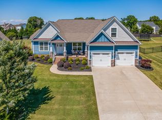 100 Ridgefield Ln, Greer, SC 29651
