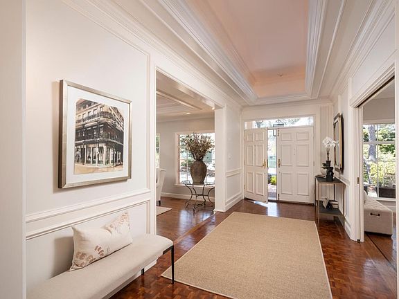 5th image of 130 Eucalyptus Ave