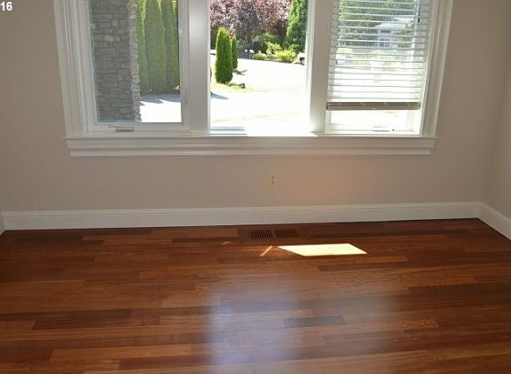 5th image of 1411 SE 83rd Ct
