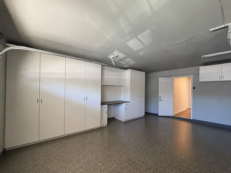 3165 Weatherby Dr — Photo 3