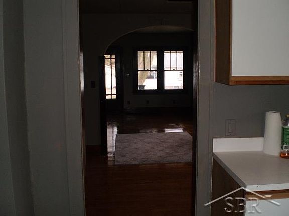 5th image of 817 S Bond St