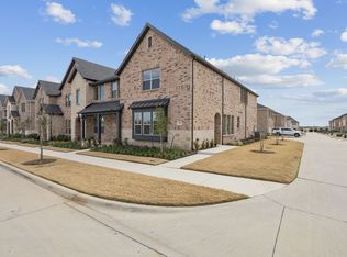 721 4th St, Argyle, TX 76226