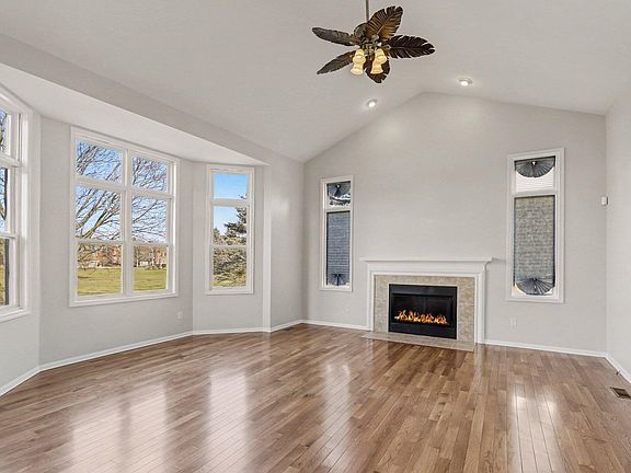 5th image of 49308 Dominion Ct