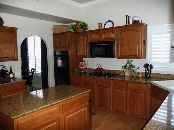 3rd image of 6457 Calle Vista Dr