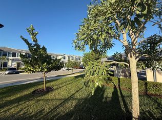 Pine Isle, Homestead, FL 33033