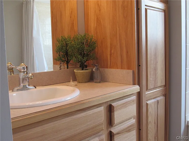 28 E River Rd #2-1 — Photo 14