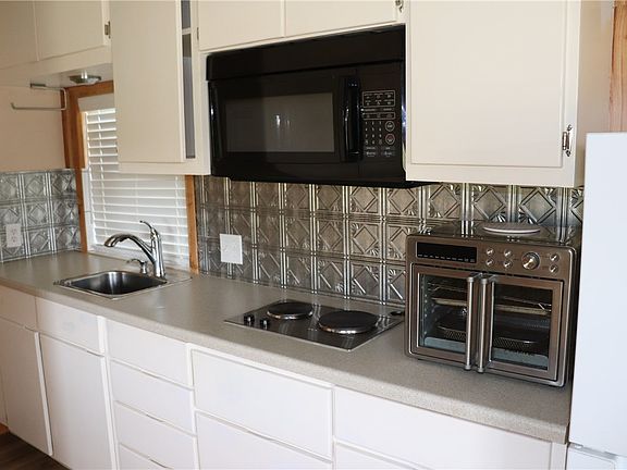5th image of 320 Gulf Ave #A