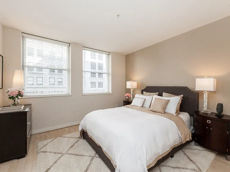 The Woodward Building Apartments — Photo 7