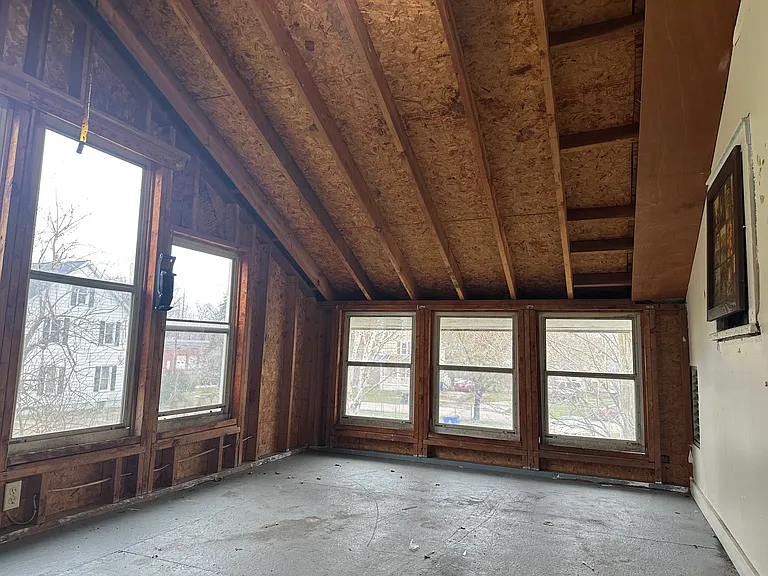 227 King St #3 — Photo 12