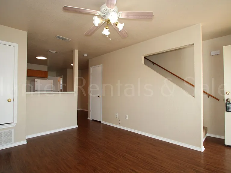 3904C Gus Dr — Photo 3