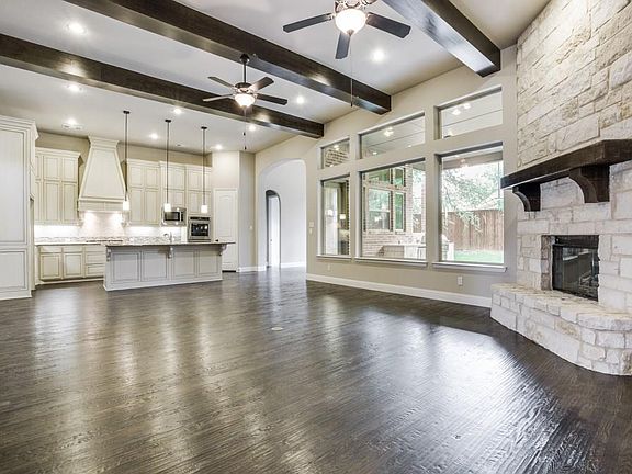5th image of 4816 Latour Ln