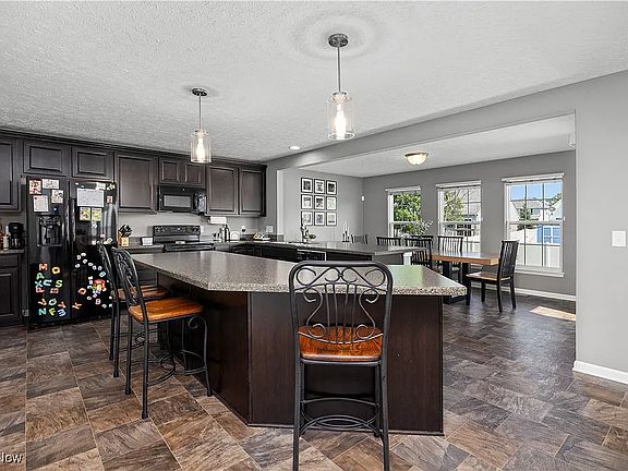 2nd image of 3942 Abigail Dr