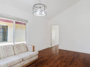 20146 Stagg St, Winnetka, CA 91306