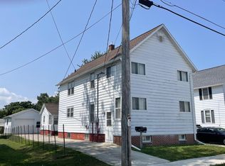 2004 Madison St, Two Rivers, WI 54241