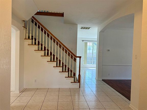 4th image of 11112 Marden Ln