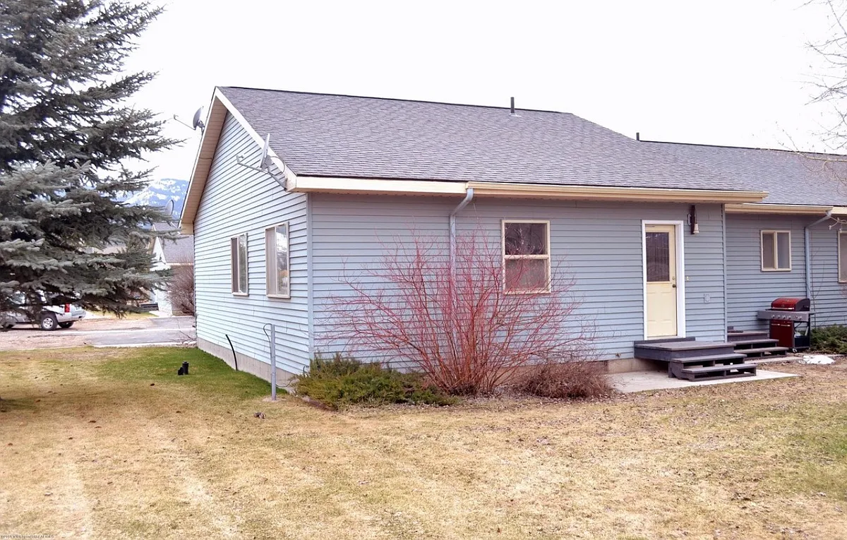 Building Photo - 500 Snake River Dr #4