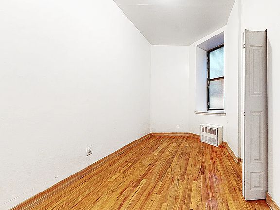 5th image of 135 W 116th St APT 1A