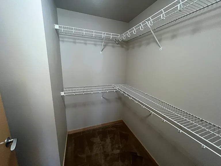 Venture Luxury High Rise — Photo 266