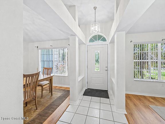 4th image of 2093 Lionel Dr