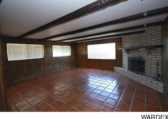 4th image of 1722 Hilltop Cir