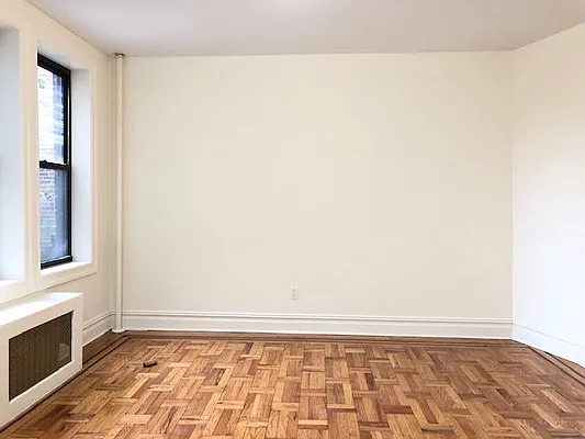 Rented by Lang Realty LLC | media 4