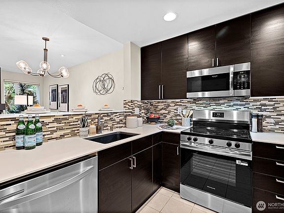 4th image of 4343 Roosevelt Way NE #204