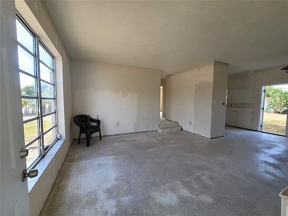 5th image of 21461 Midway Blvd