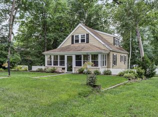 20 Lexington Ave, Toms River, NJ 08753