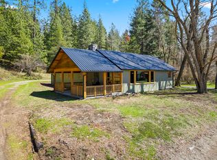 12712 N East Newman Lake Dr, Newman Lake, WA 99025